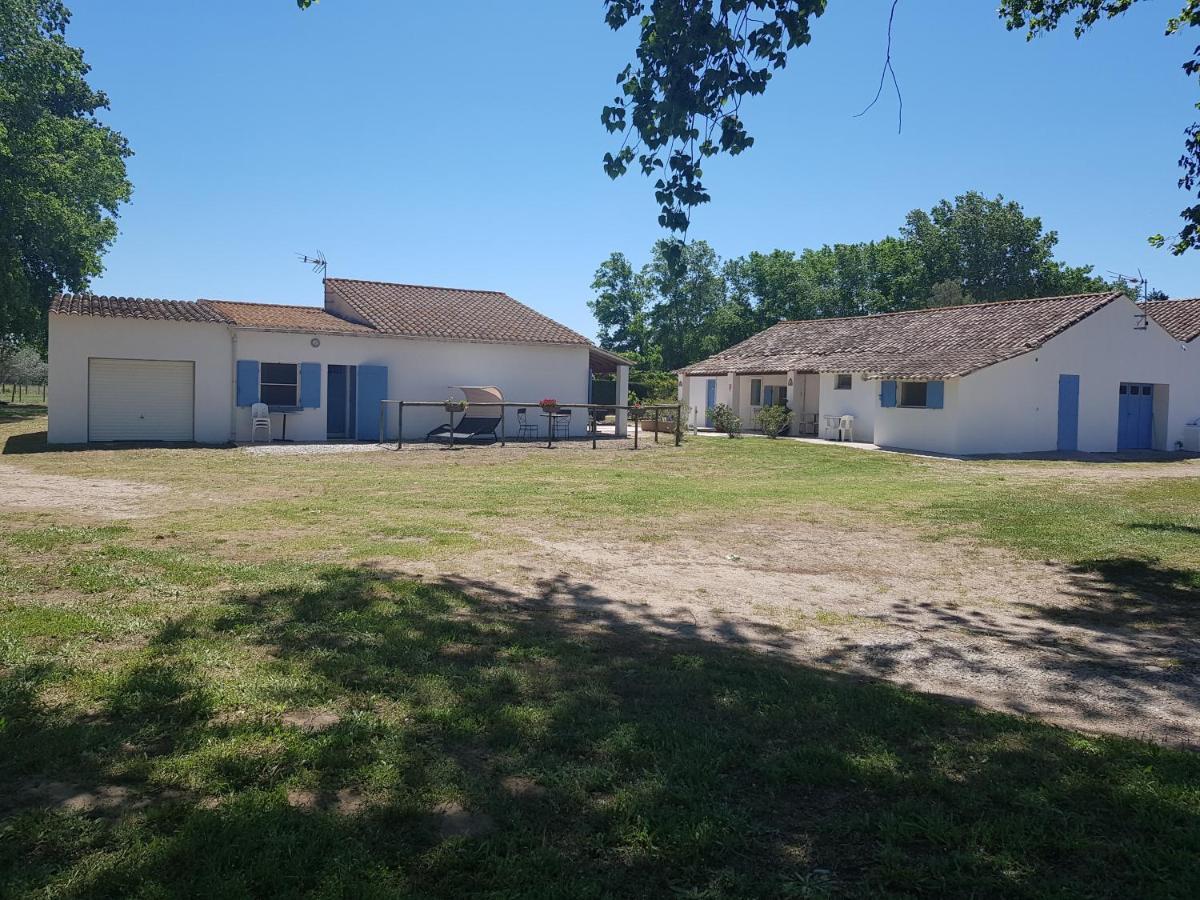 Le Mas De Mon Pere Saintes-Maries-de-La-Mer Exterior foto